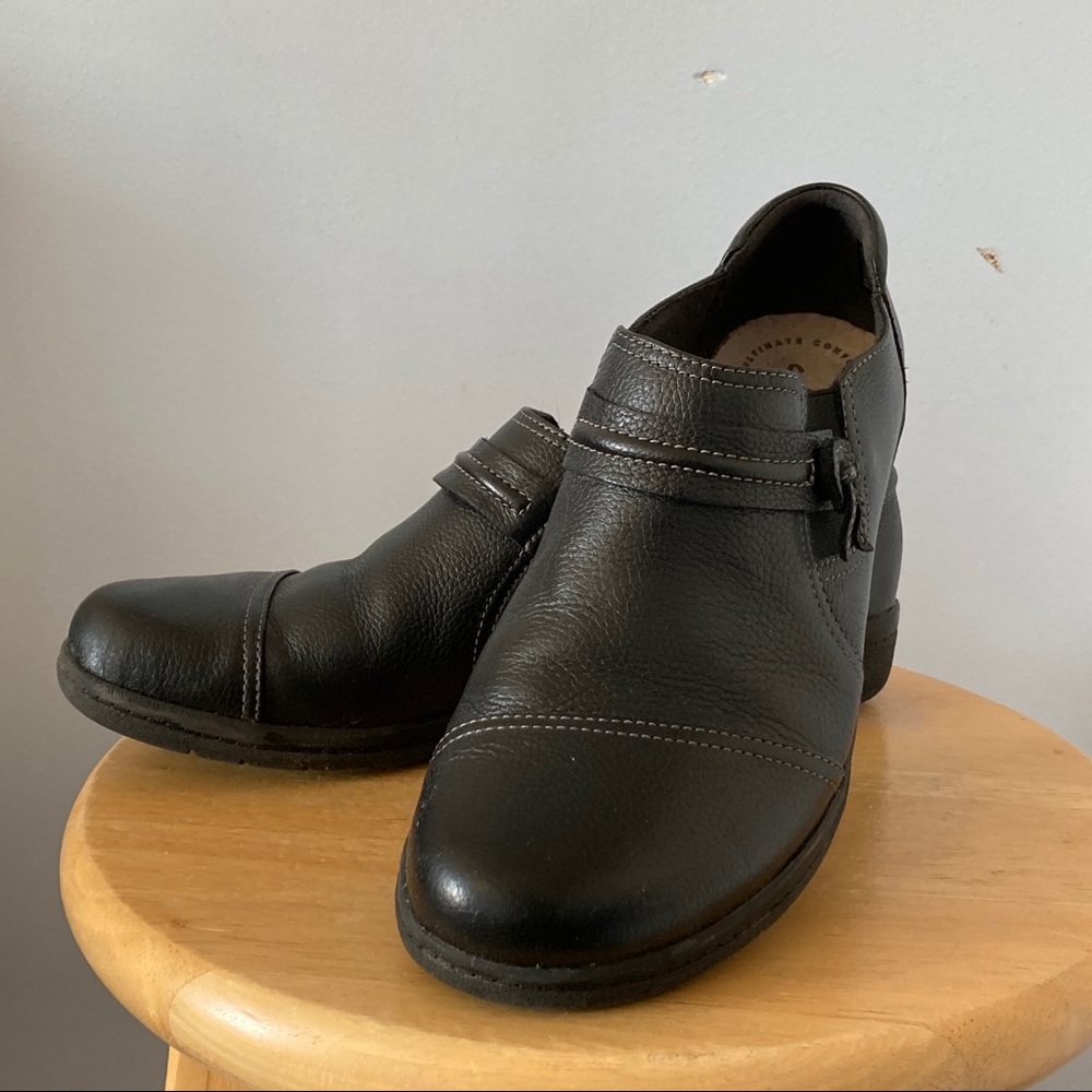 Clark’s Ultimate Comfort Collection Black Shoe